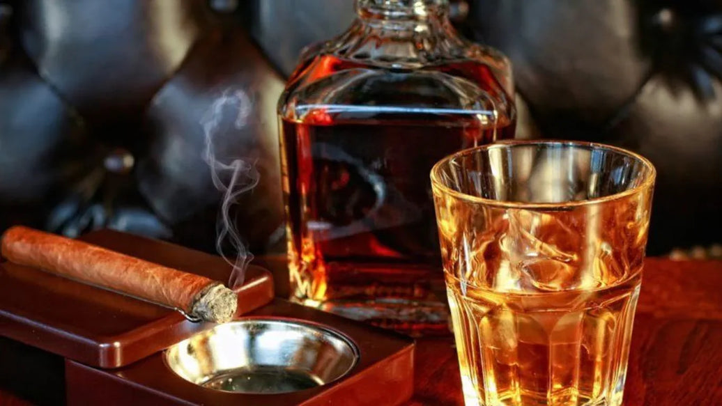 The Ultimate Guide to Cigar & Whisky Pairing - ATMOSIScience | 2-Way Humidity Control, Naturally